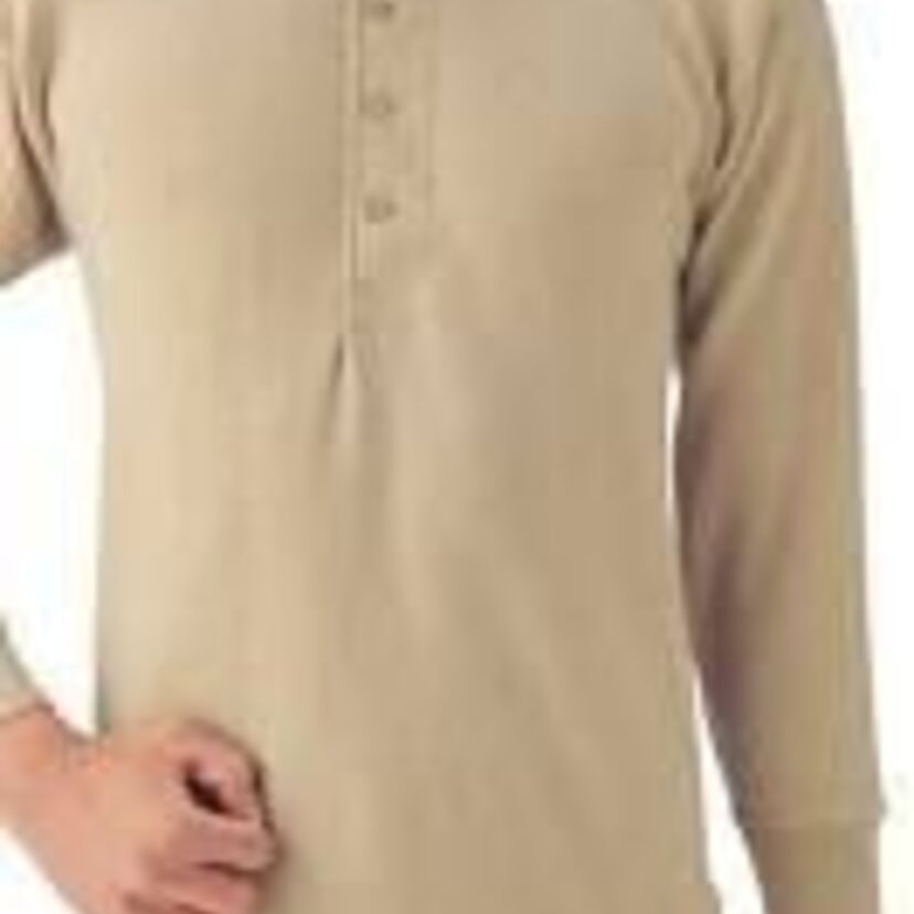 昭和の親父の冬の定番「ラクダシャツ」