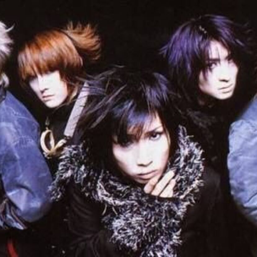 PIERROTの解散理由って何だったの？懐かしいあの曲と現在についてもご紹介！