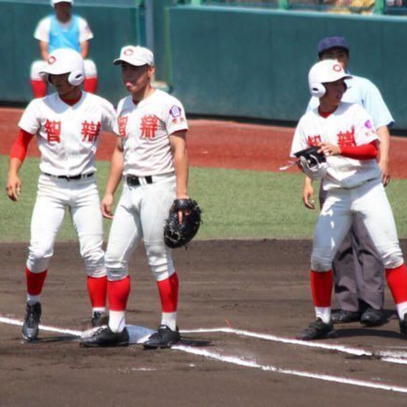 じわじわと現実味？甲子園・決勝での「智弁対決」！そっくり過ぎるユニフォームが話題となりそう！