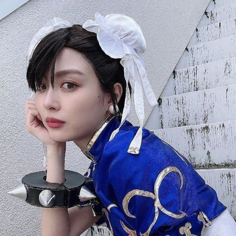 「ボコられたい」の声多数！？女優・内田理央がストⅡの人気キャラ「春麗」のコスプレを披露！！