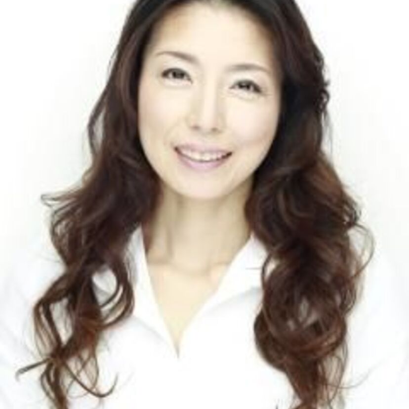 【高橋ひとみ】クール系美女としてご活躍！愛車のポルシェやスピード婚・ヌード情報もチェック！