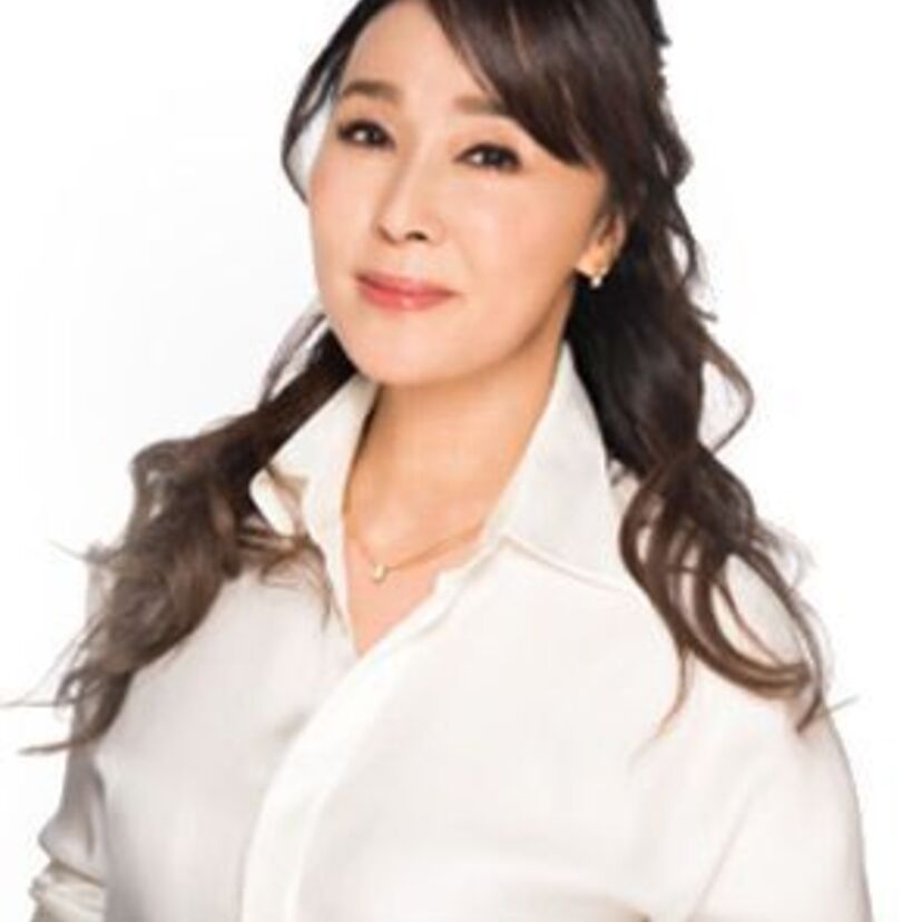 【浅野ゆう子】脚の長さは99㎝！？スーパーモデル級のスタイルを誇る美人女優！ヌードや濡れ場もリサーチ！