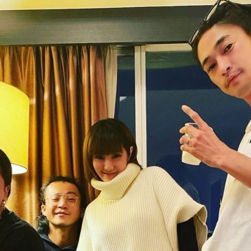 窪塚洋介（42）がドラマ「GTO」の出演者を集めた“同窓会”の写真を披露！！