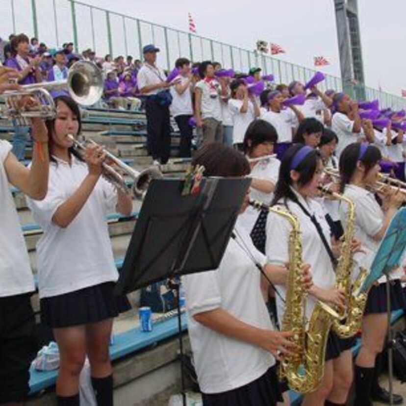 【甲子園の応援歌】昔懐かしい歌ばかりだから、親子でアツくなれますよね♪