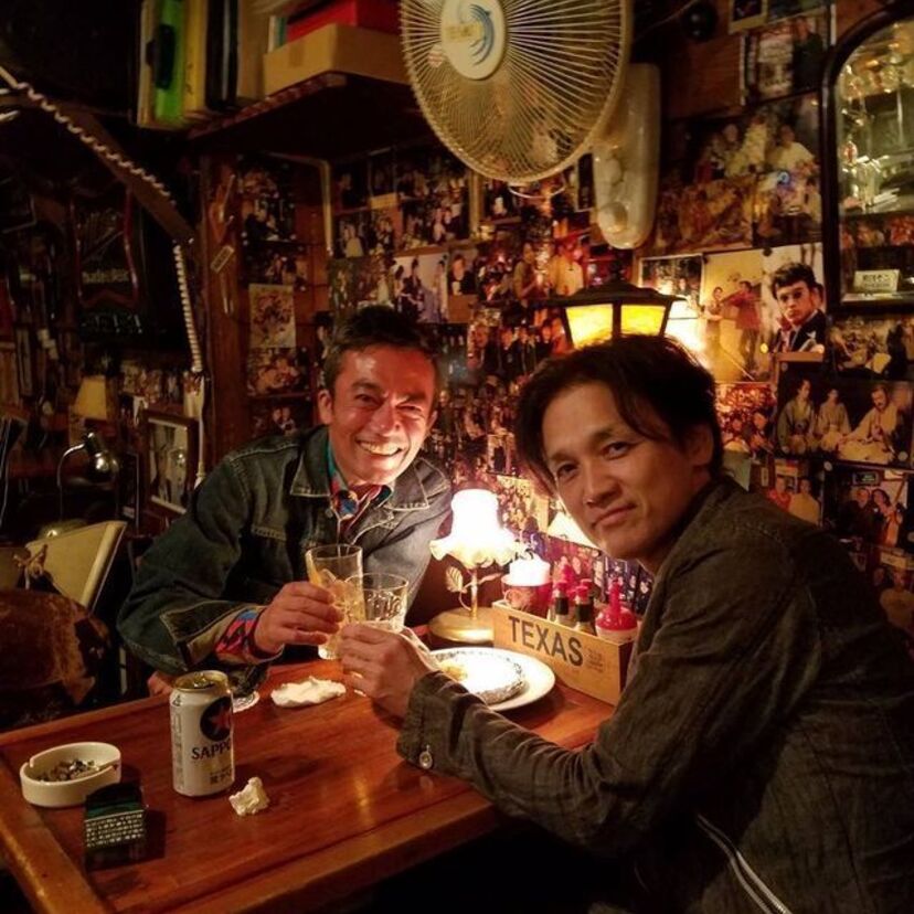 「男闘呼組」の元メンバー・高橋和也（52）と成田昭次（53）の2ショットが話題に！！
