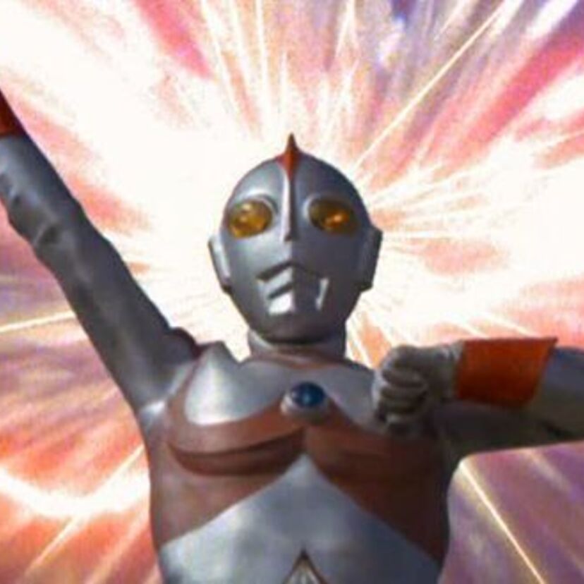 【ウルトラマン80】80年代のウルトラマンは中学校の教師でした！