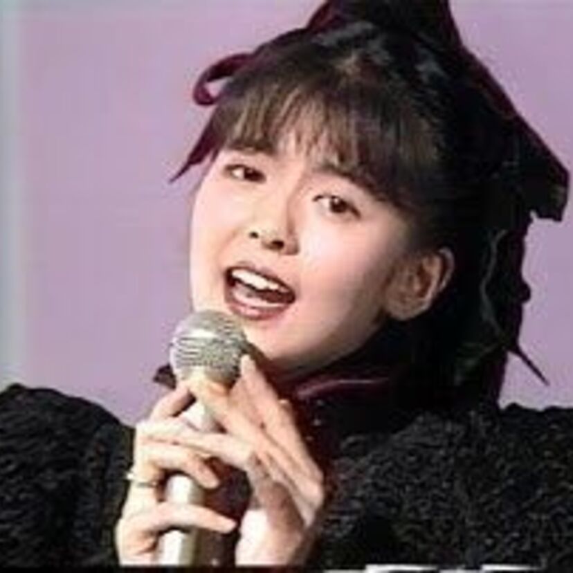 【歌謡曲】深まる秋に聴きたい！題名に "秋" のつく人気の歌謡曲7選