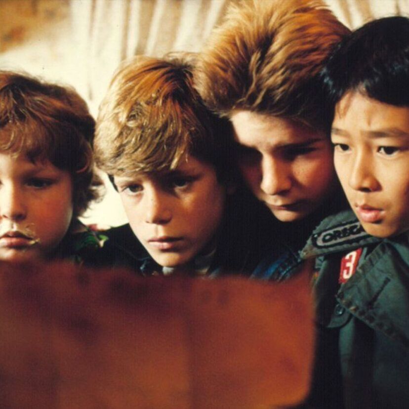 ファミコン版ゲームも話題となった！1985年公開の冒険映画「グーニーズ」に登場した家が売却される！！