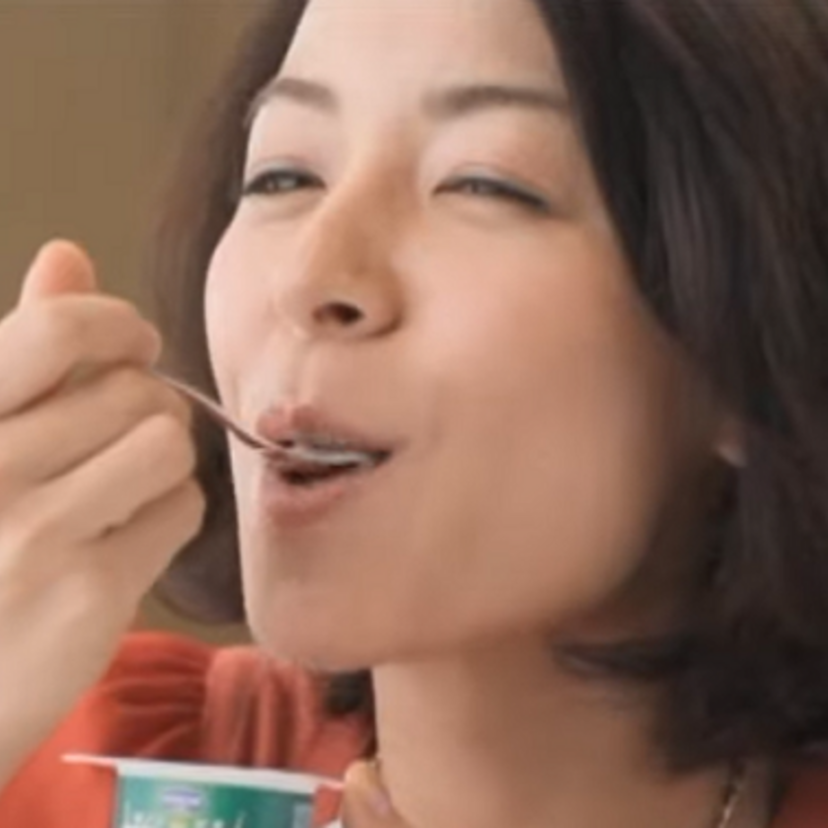 ダノンビオのCMで倍賞千恵子の娘?と話題になった！『あらいすみれ』ってどんな人？！