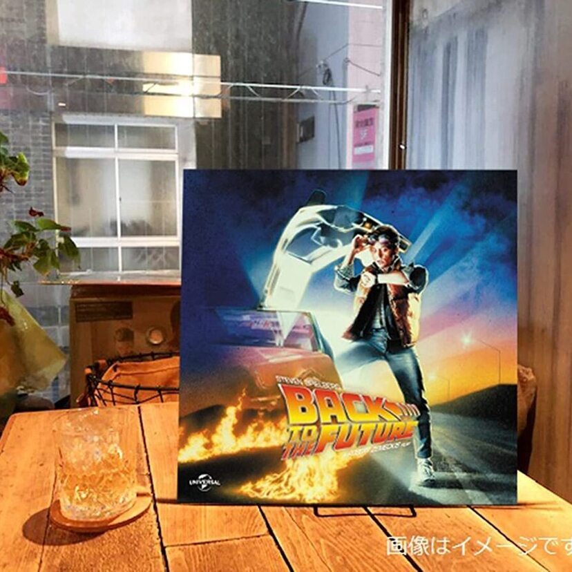 『バック・トゥ・ザ・フューチャー』『E.T.』などユニバーサル映画の名作がLPレコードジャケットサイズで蘇る!