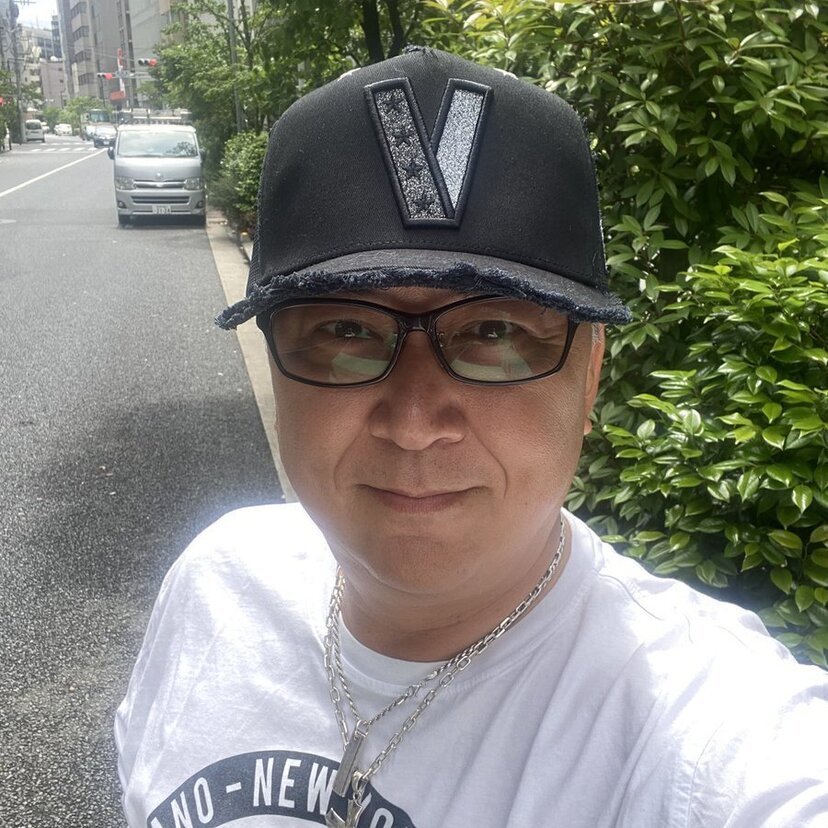 「柏原芳恵の喫茶☆歌謡界」に嶋大輔（59）が出演！「ツッパリハイスクール～」や「男の勲章」を熱唱！！