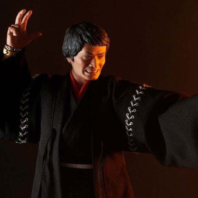 ドラマ『新・必殺仕置人』より、名優・山崎努が演じた「念仏の鉄」がフィギュア化！豪華二体セット特別版も登場！！