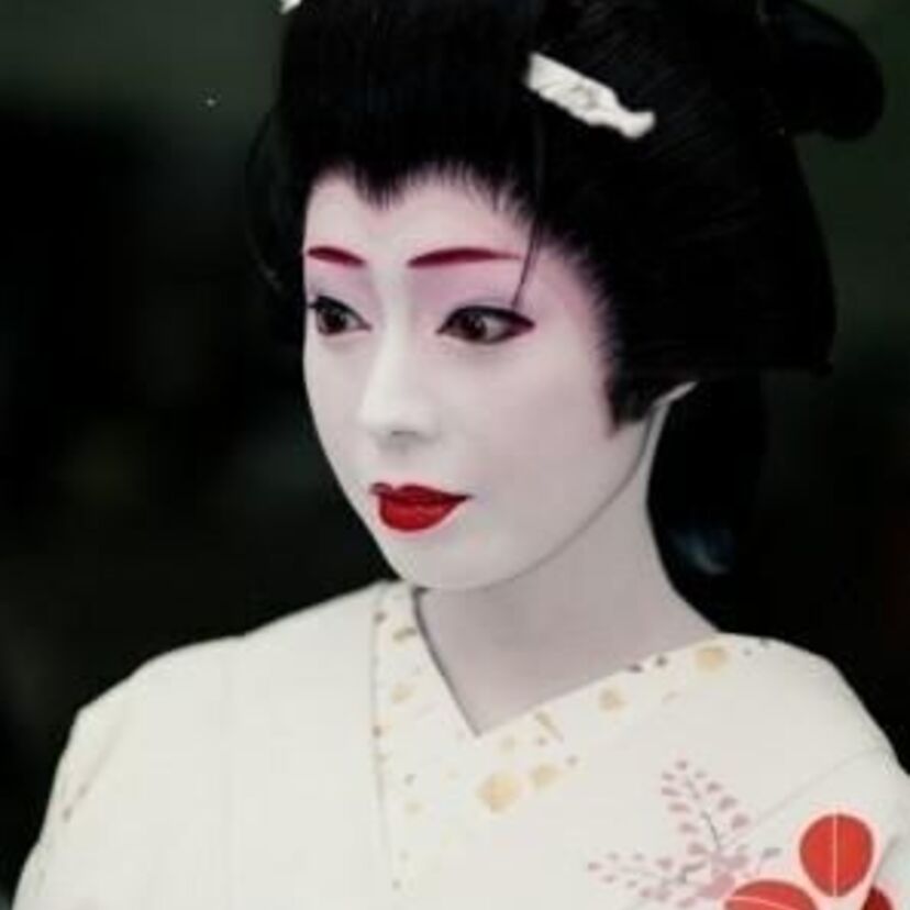 伝説の芸妓、祇園の「佳つ乃さん」