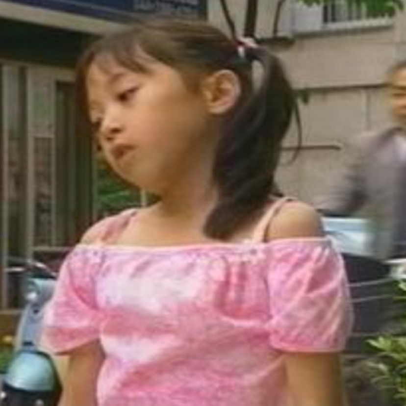「大好き!五つ子」の問題児・桜井美穂役で注目された『新穂えりか』現在は〇〇在住？！