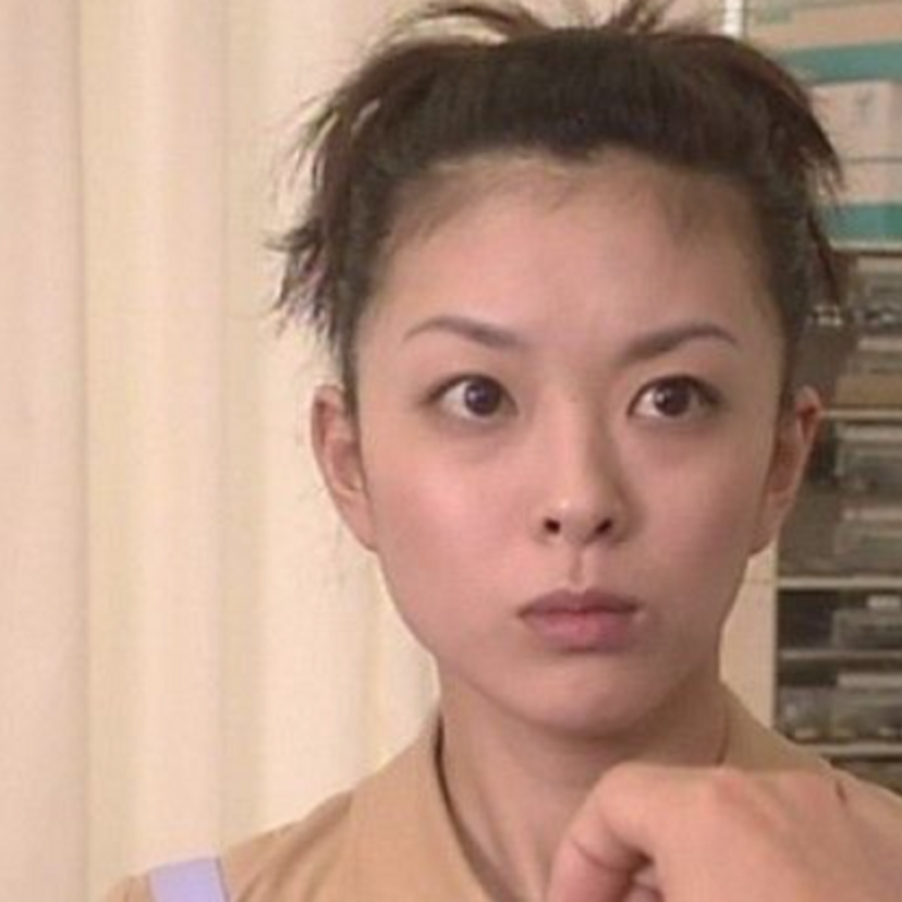 1989年にNTV輝け美少女高校生マドンナ大賞グランプリを獲得した『及森玲子』！！