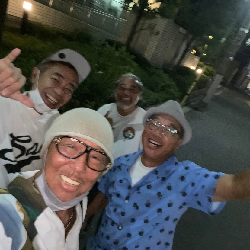 乳がん公表のブラザー・コーン(67)がとんねるず・木梨憲武(61)との会食を報告!!