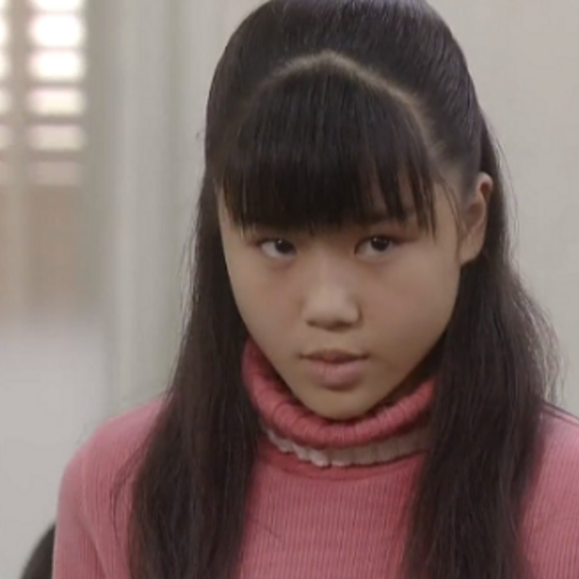 ドラマ「女王の教室」で半崎小学校 6年3組の生徒・安藤 桜を演じた『森本更紗』現在は？！