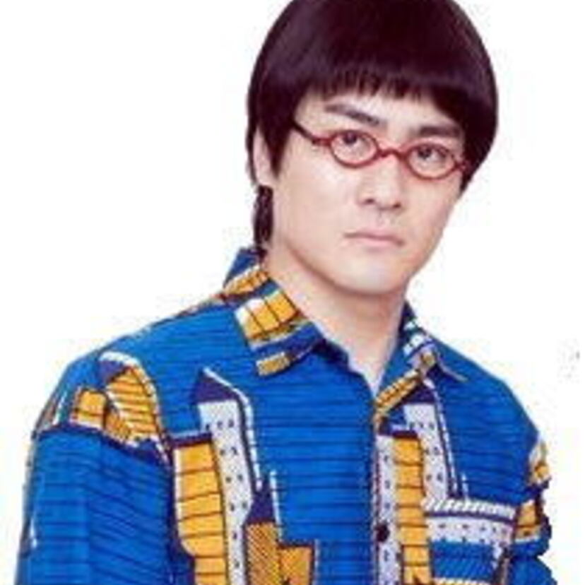 山里亮太  初めてのコンビ「侍パンチ」で相方を死神にし「足軽エンペラー」で巨人師匠に怒られ、山崎静代と略奪愛で  「南海キャンディーズ」を結成。