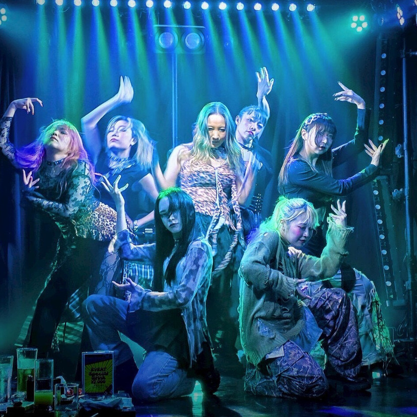 ショーの後はダンサーと乾杯！中野「ネオスナックがおー」が人気沸騰、リニューアルで客足1.5倍に