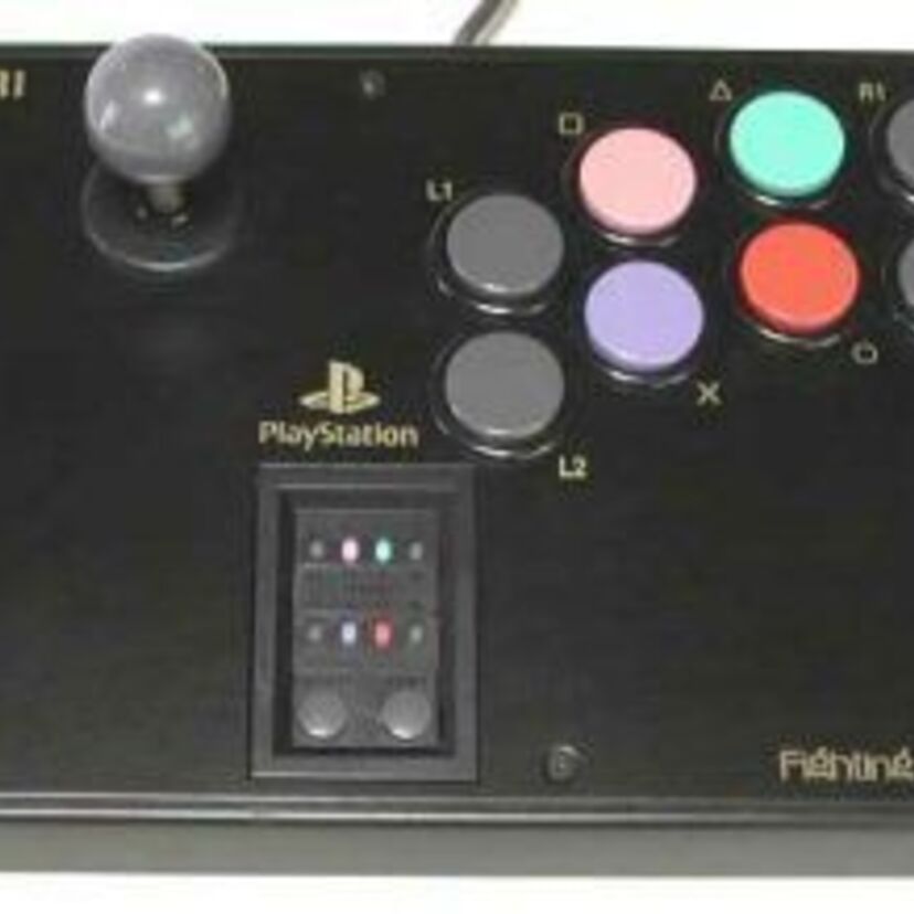 格ゲーの必須アイテム【ジョイスティック】興奮すると動く！どのような対策しましたか？