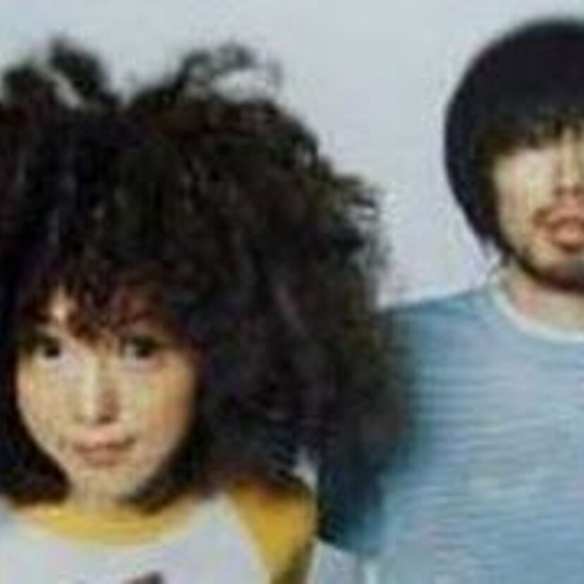 アフロヘアがトレードマーク！！青春バンド『センチメンタル・バス』