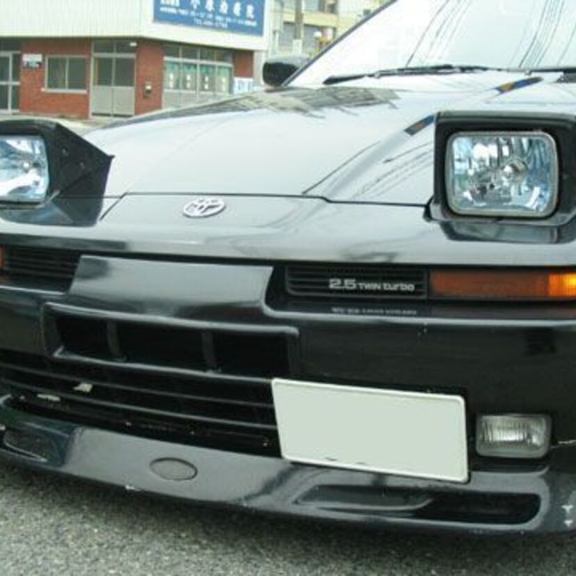 1986年の初代スープラ（SUPRA）登場から30年、復活が期待されるスープラを艶やかなフォルムとともに振り返る。
