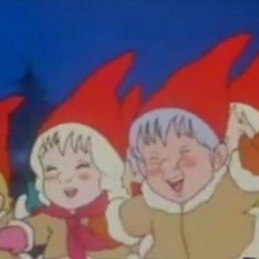 美しい自然の背景に妖精たちがサンタさんと一緒に日常生活を送る姿を描いたファンタジーアニメ『森のトントたち』