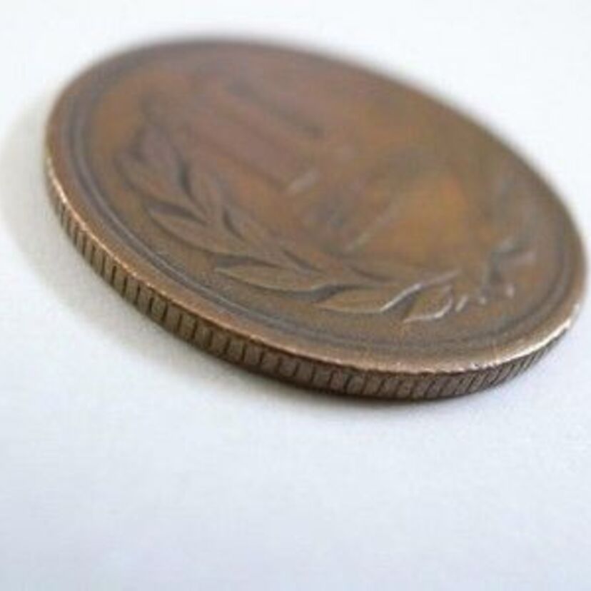 財布にしまう前についチェックしてたギザ10！エラーコインも含め本当に価値はあったんでしょうか！？