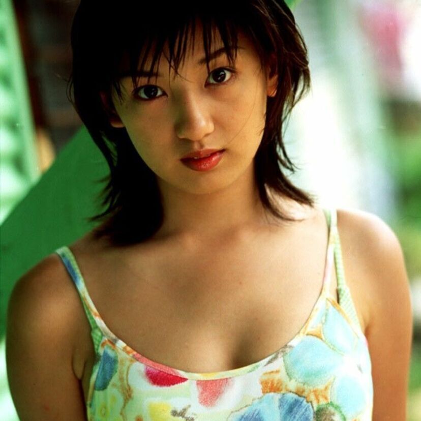 バラエティ番組で人気だった【柳明日香】やっぱりカワイイ彼女のグラビア画像を振り返ってみる。