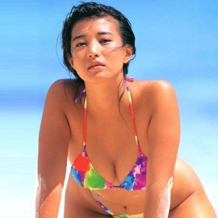フジテレビビジュアルクイーン【稲尾律子】の写真集とグラビアを手ブラ画像と共に振り返る。