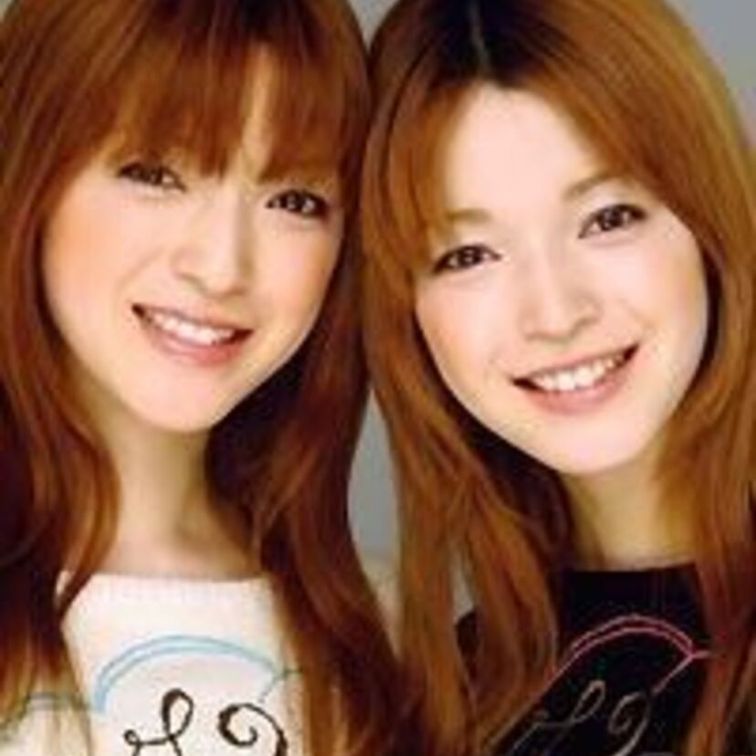 「FLIP-FLAP」 どちらも美人！って一卵性双生児だから当然でした！