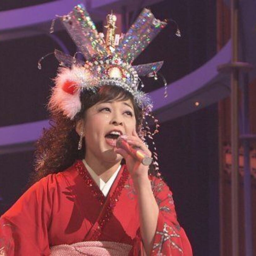 河合美智子が演歌歌手！？「オーロラ輝子」って覚えてる？？