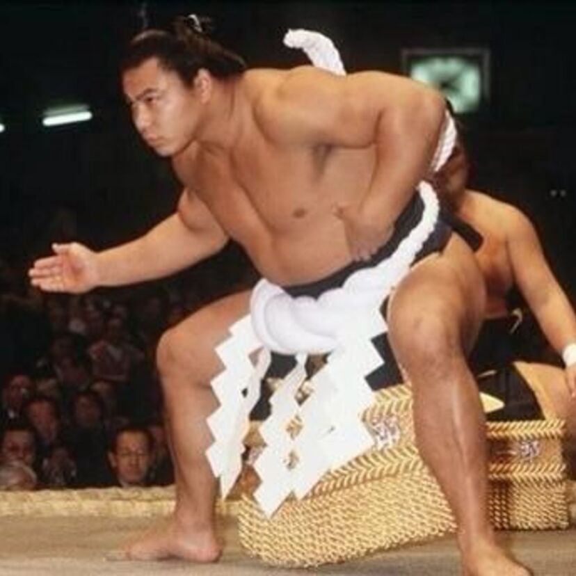 史上最強の力士と言われる横綱「千代の富士」の強さを画像と動画で振り返る