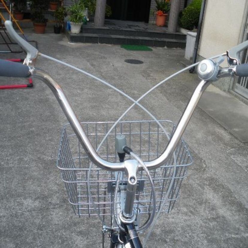 学生時代の自転車ライフあるある　危険だけど誰もがやってましたね。
