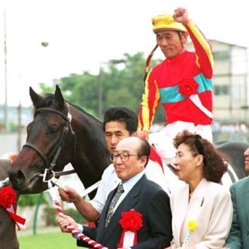 柴田政人を背に栄光のゴールを駆け抜けた黒鹿毛の相棒ウイニングチケット