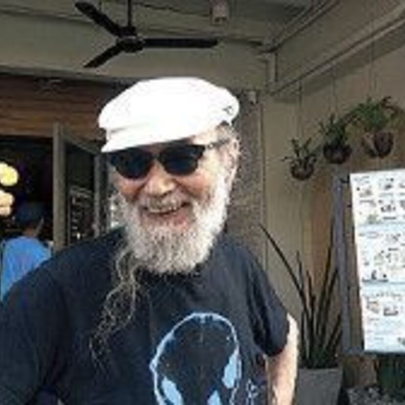 喜寿（７７歳）を迎えたミッキー・カーチスがタイ・プーケットに妻と愛犬と移住