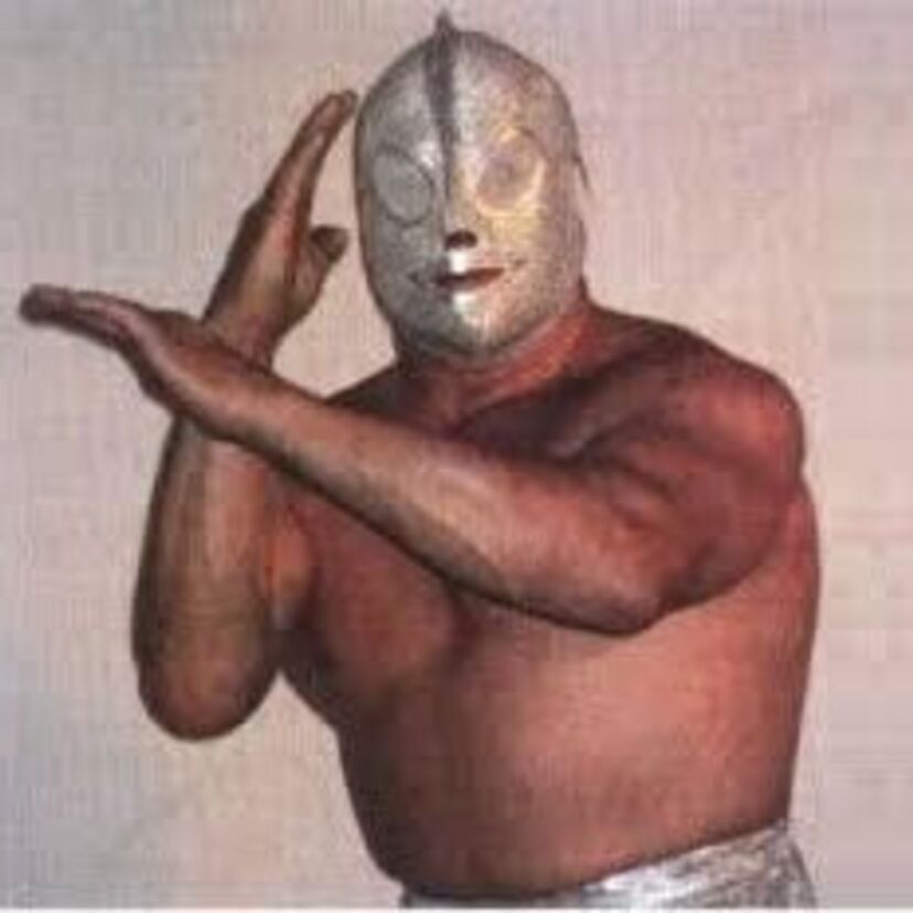 【ウルトラマン】初代タイガーとのヒーロー対決で話題になった謎の覆面レスラーの正体とは
