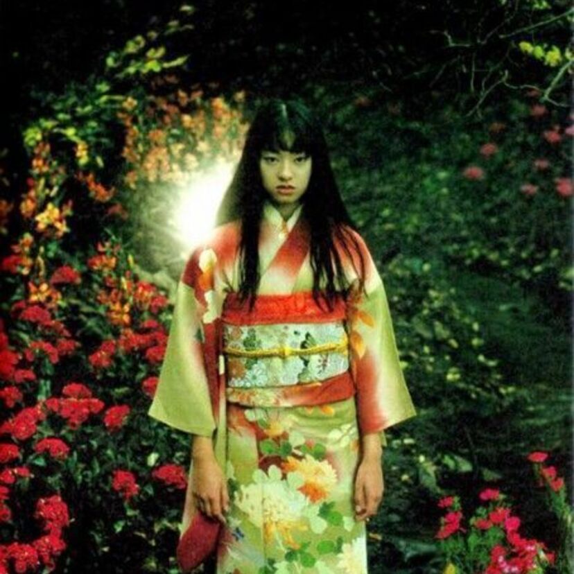 栗山千明の存在感がハンパなかった！切な怖い映画、「死国」