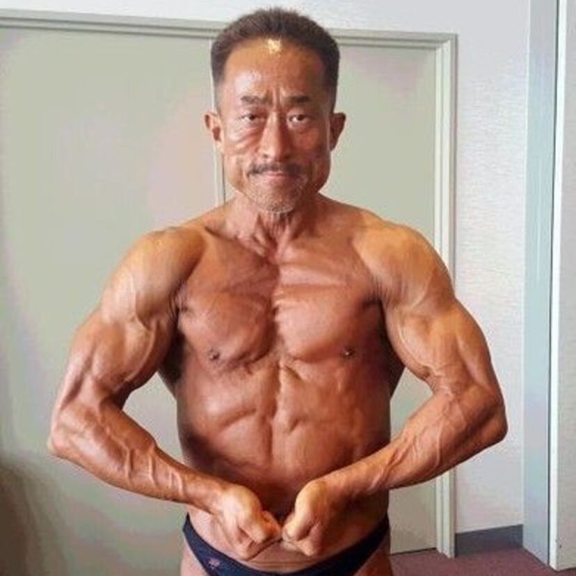 K-1で活躍した角田信朗がボディビルでも大活躍！国内デビュー戦で３冠！