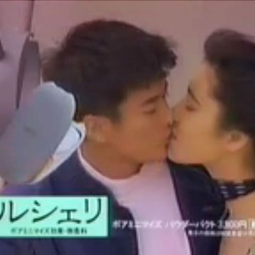 「ねぇ、チューして」で水野美紀が注目されたコーセールシェリのCM(1992年)