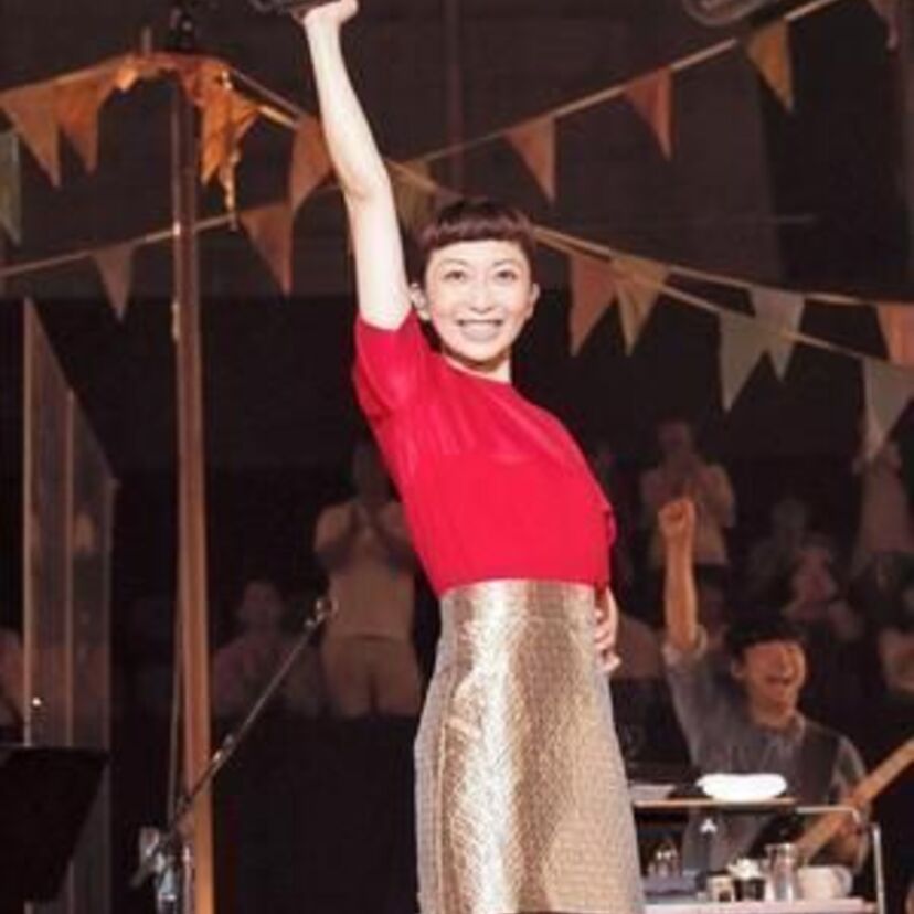 ELT持田、20周年記念ライブで“ミニスカ姿”披露 ！！「気合入れてミニスカートはいた！」
