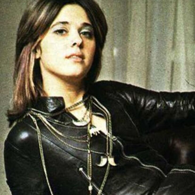 70年代颯爽と登場したロックンロール・ベース・ウーマン、スージー・クアトロ!!