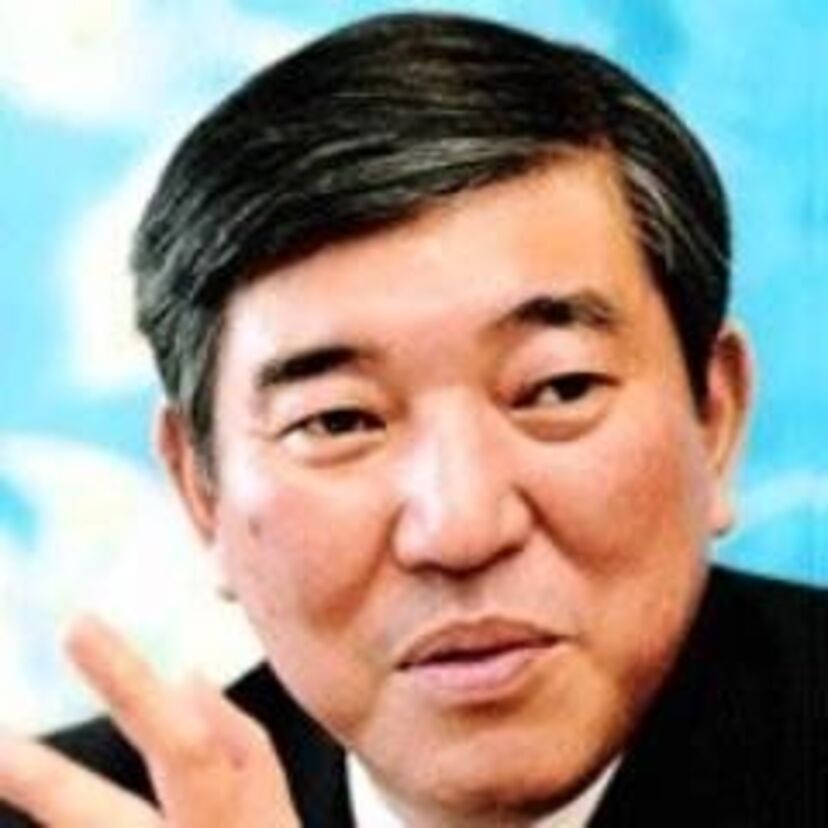 漫画愛好家の石破茂氏がオススメする政治漫画などをご紹介！弘兼憲史の作品も登場！