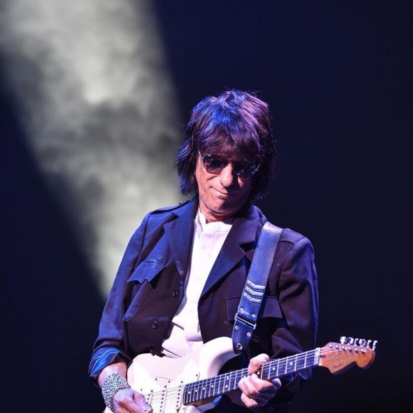 ジェフ・ベック、約3年ぶりのジャパンツアー決定！新編成の興味深いラインナップで全8公演！！
