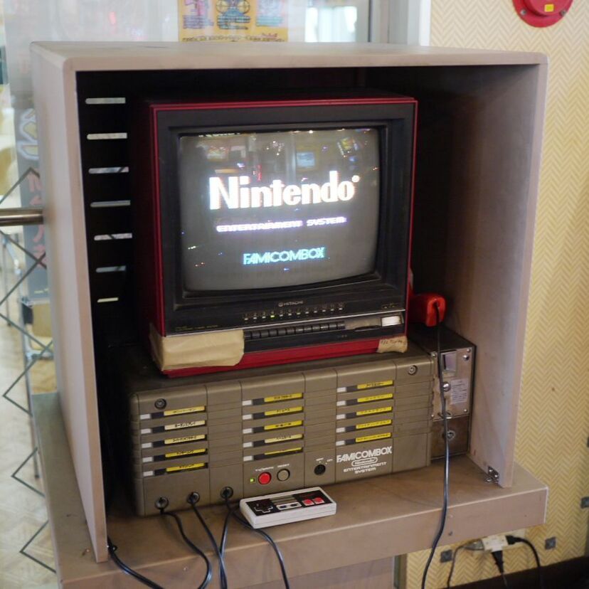 【ファミコンボックス・スーパーファミコンボックス】旅館などに設置されていた業務用ファミコン　今でも稼働中の旅館も！