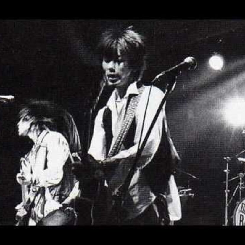 『THE BARRETTザ・バレット』元MY LITTLE LOVERの藤井謙二が加入していたロックバンド!!