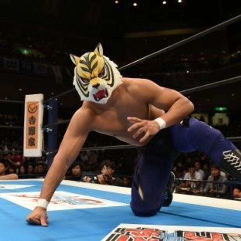 34年半ぶりに復活したアニメ・タイガーマスクW！新日本プロレスのリングに登場！