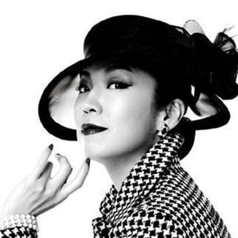 【荒井由実】松任谷由実がまだ少女だった頃、荒井由実と名乗っていた時代、美しい感性と優れた音楽力は輝いており、人々を惹きつけました。